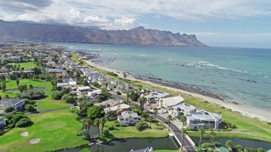 2 Bedroom Property for Sale in Greenways Golf Estate Western Cape